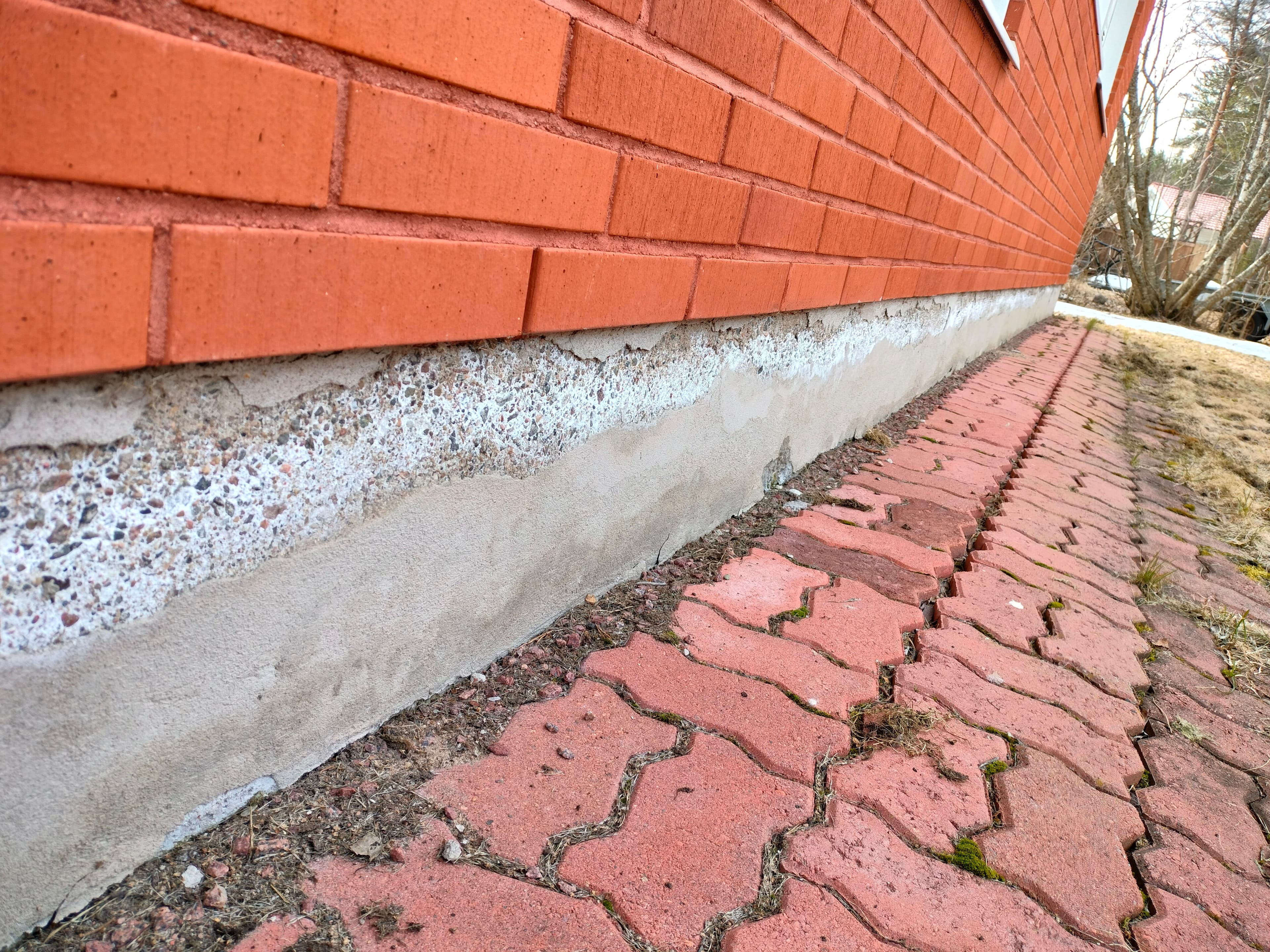 Sokkelin kunnostus - Ennen